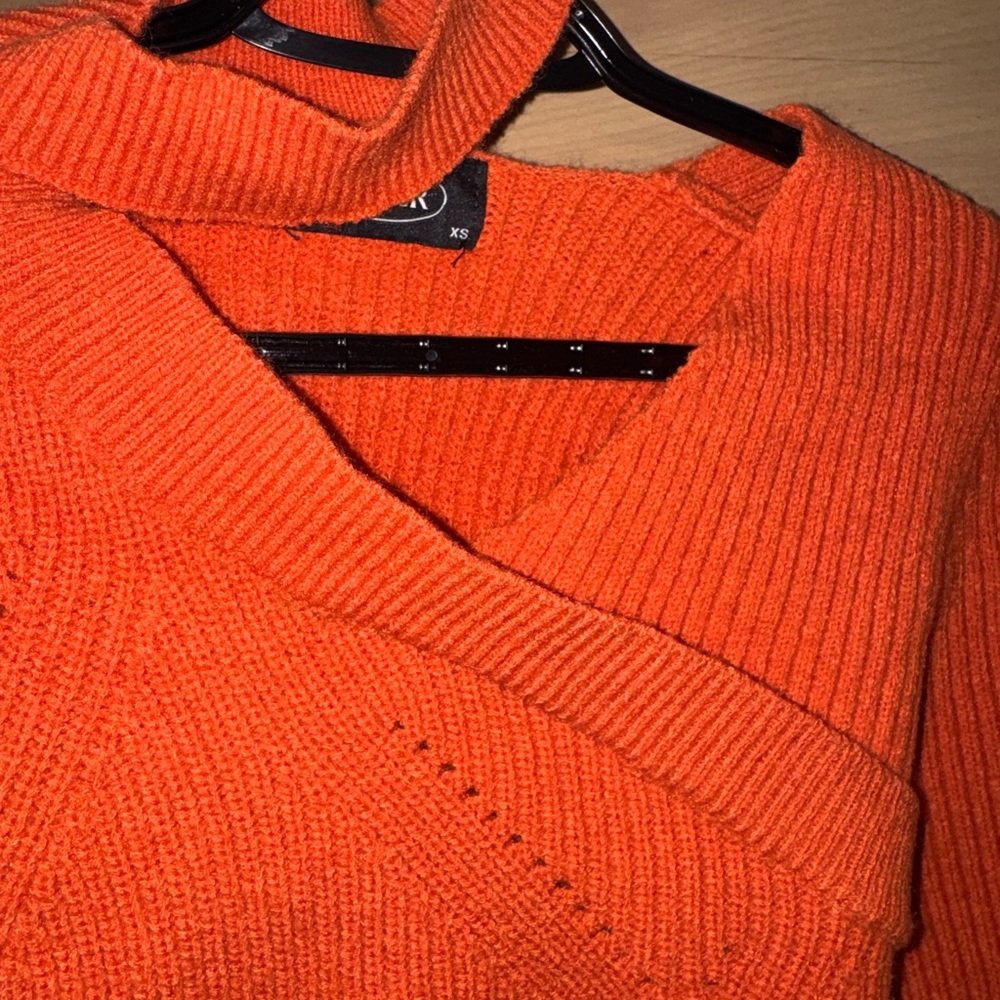Cider Bright Orange Ribbed Cropped Sweater - Picture 2 of 5